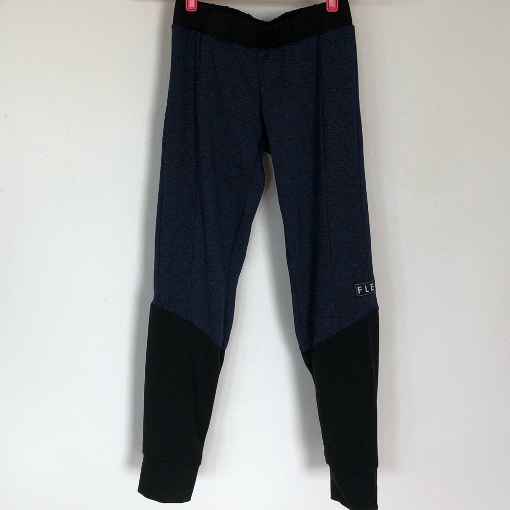 Fleo Joggers - Navy blue and Black - Beautiful!